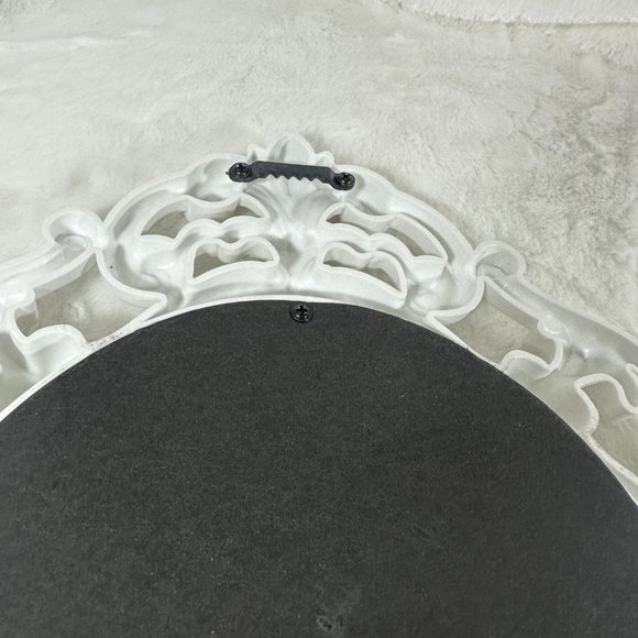 White Oval Vintage Wall Mirror 11.5 x 15 Inch - Picture 6 of 8